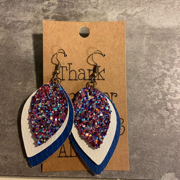 ALNEIO earrings - Picture 1 of 1